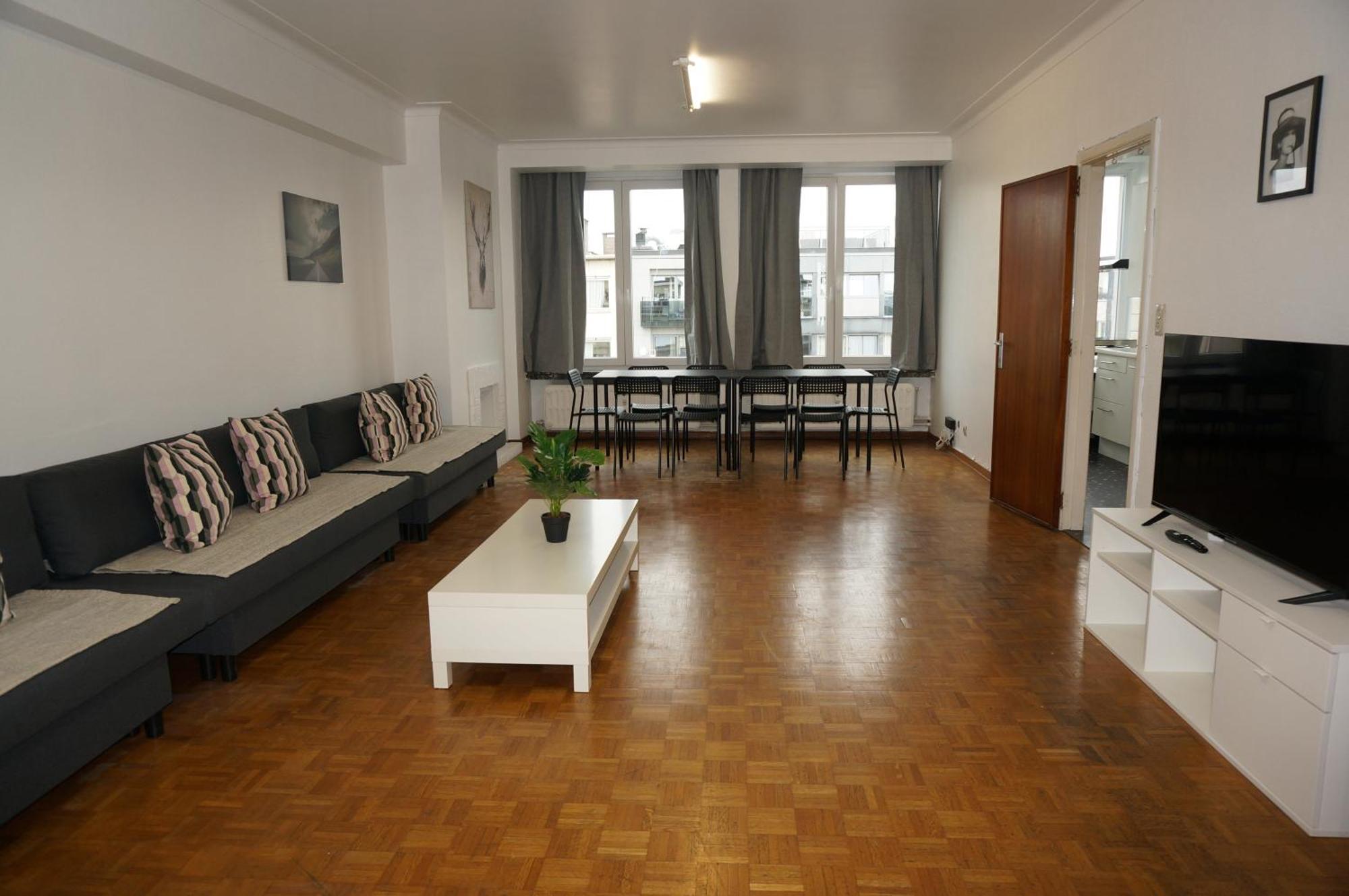 Belga 3 Bedrooms. *